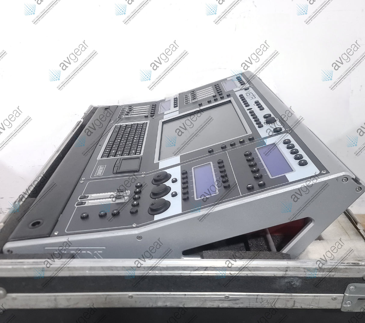 Jands Vista T2 Lighting Console w/ Hard Case & Generic AC Cable