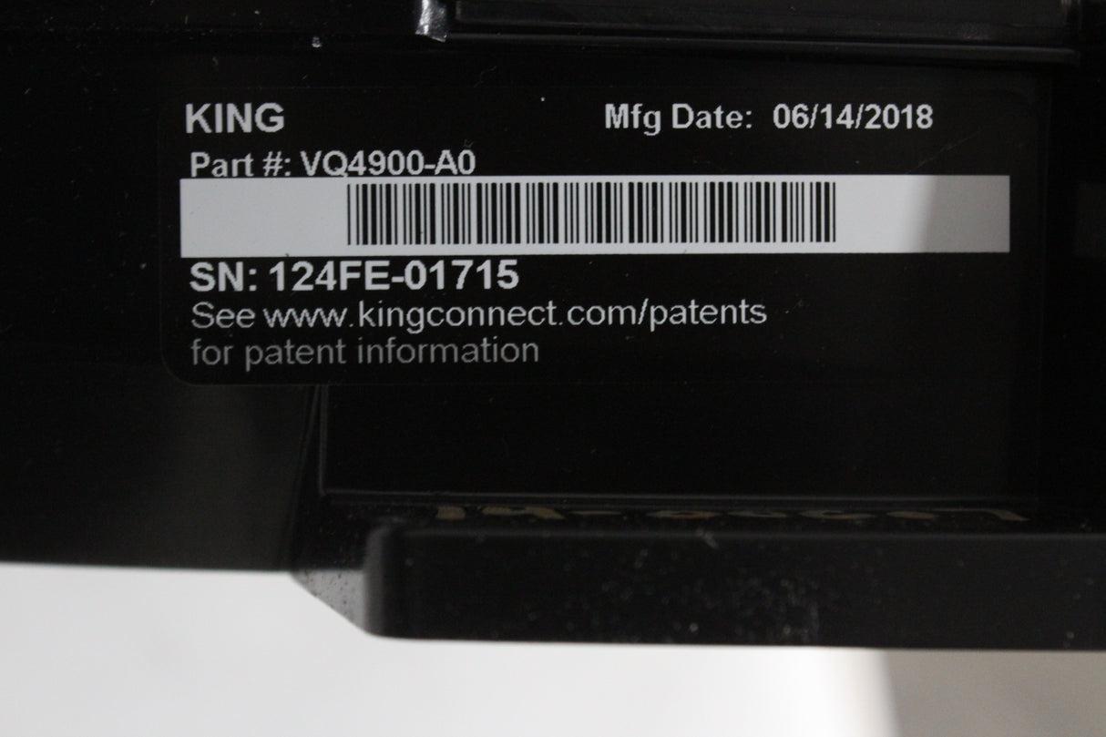 King VQ4900 DISH Tailgater Pro Premium Portable Satellite Antenna w/ Soft Carrying Case in Original Box