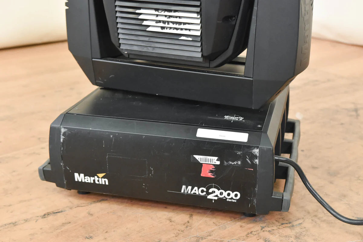 Martin Lighting MAC 2000 Performance Moving Head Light