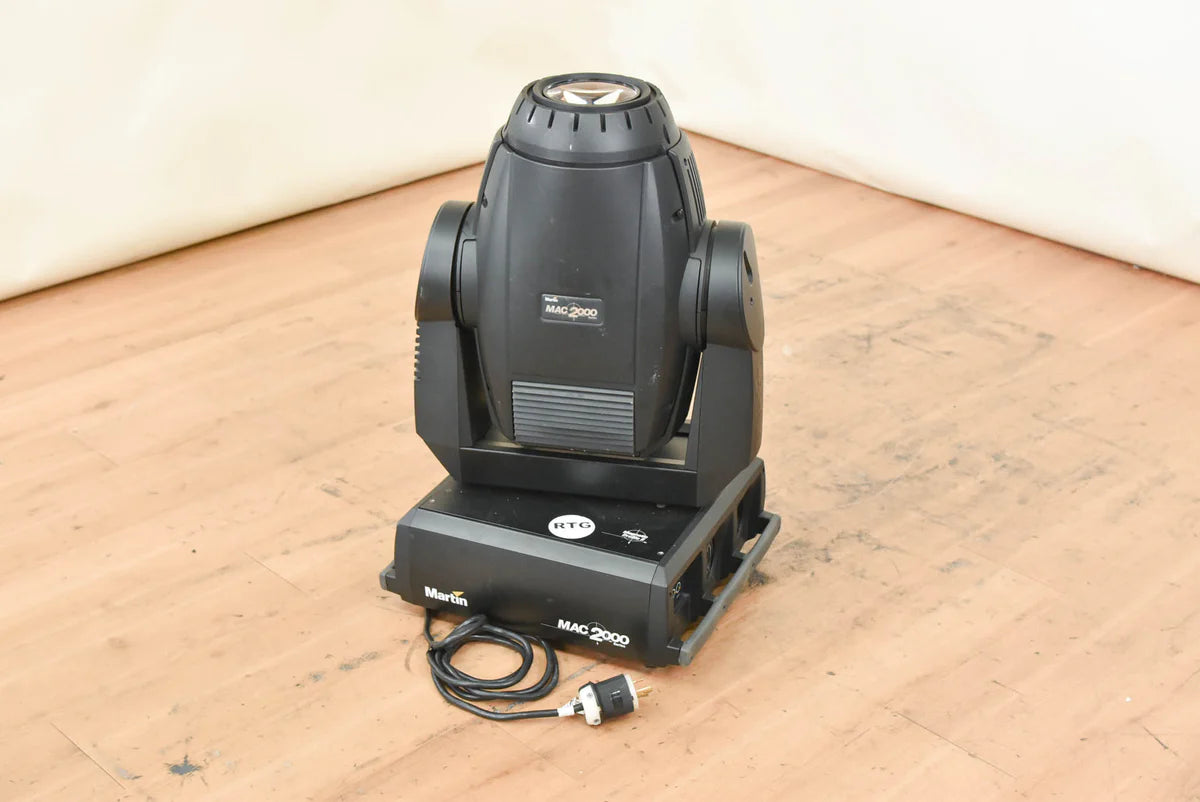 Martin Lighting MAC 2000 Performance Moving Head Light
