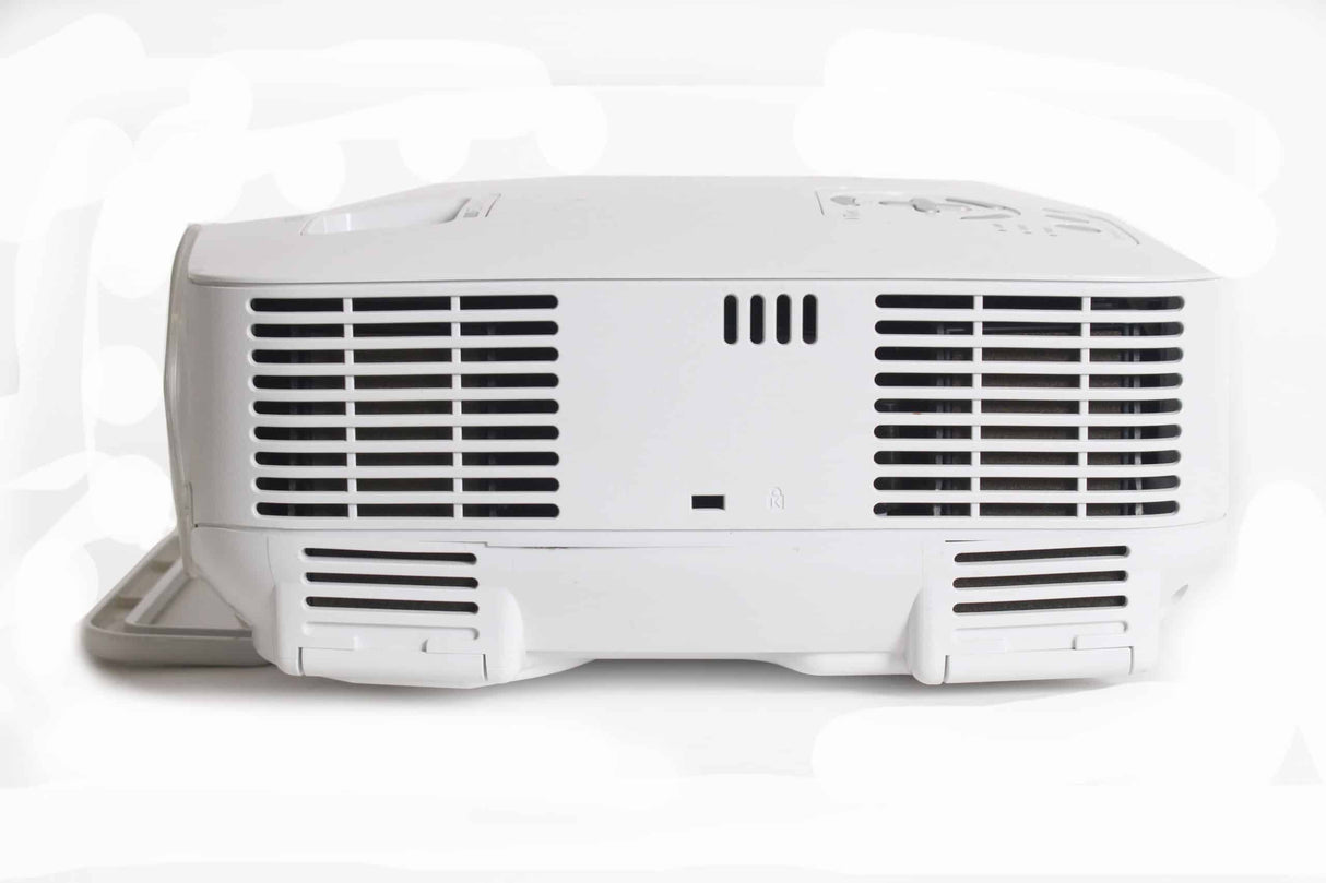 NEC VT695 XGA (1024 x 768) LCD Multimedia Projector 2500 ANSI Lumens