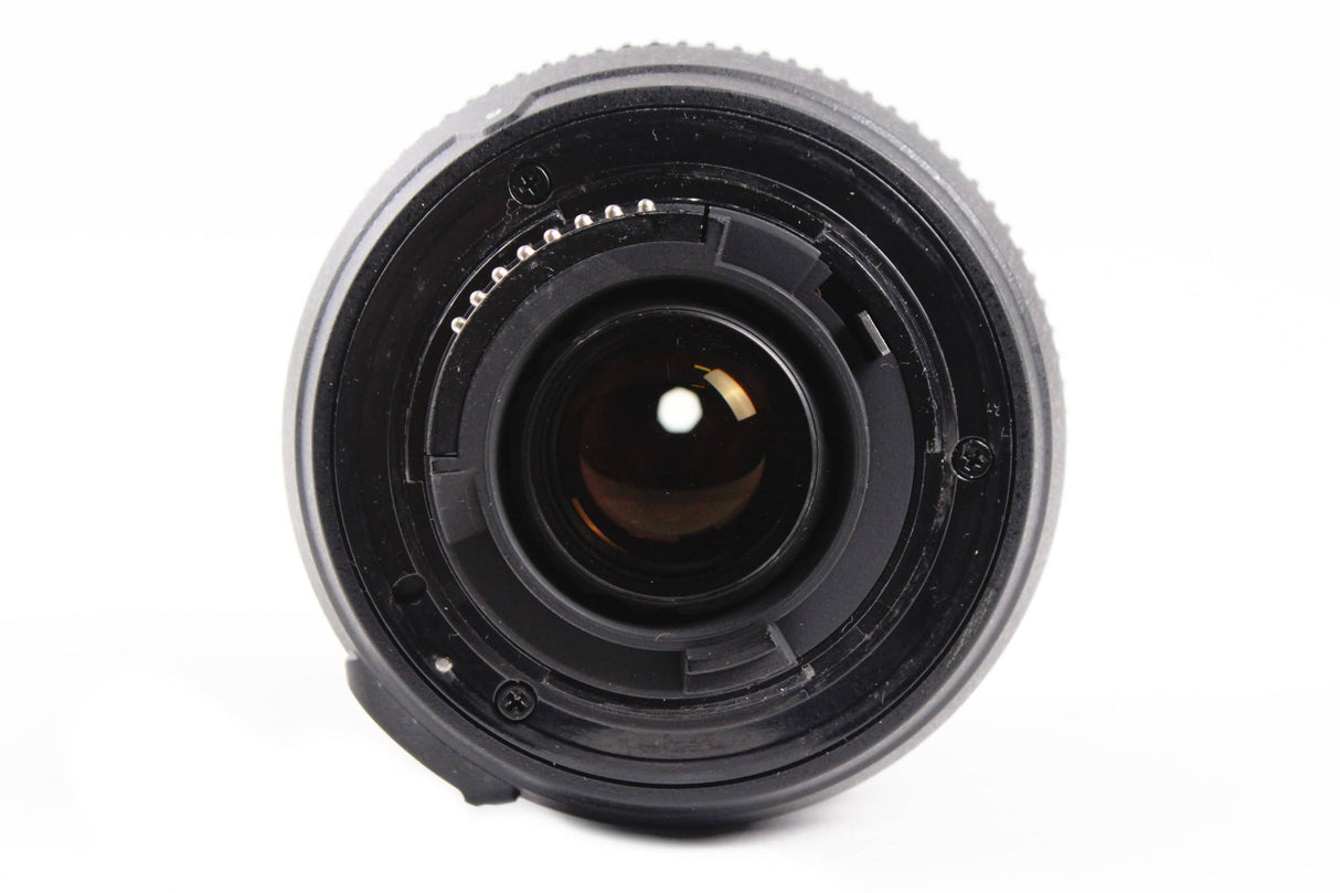 Nikon D200 10.2MP Digital Camera Kit