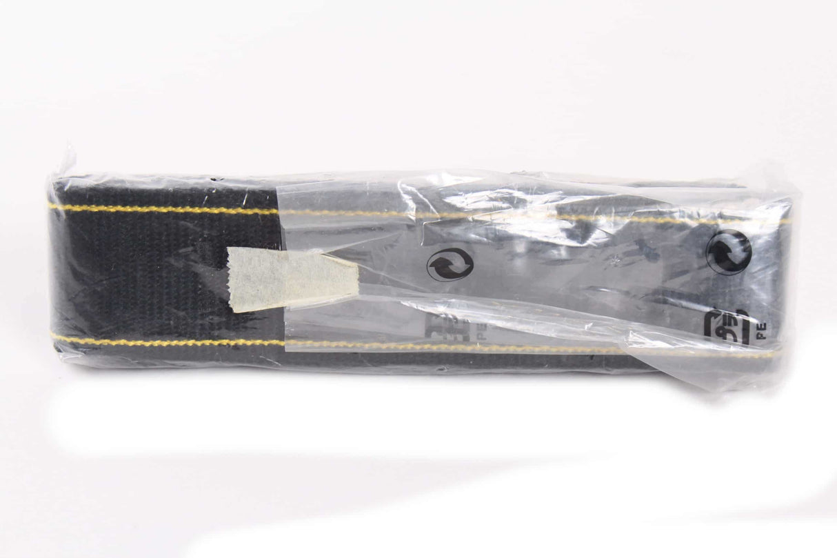 Nikon D200 10.2MP Digital Camera Kit