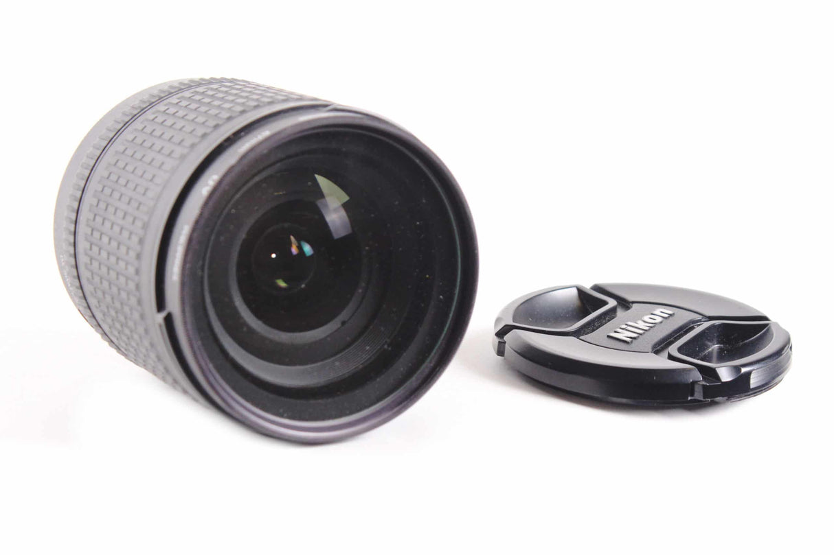 Nikon D200 10.2MP Digital Camera Kit