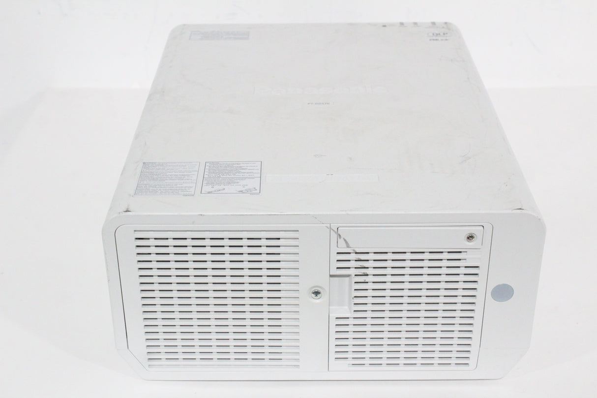 Panasonic PT-DZ570U 4000 Lumen WUXGA DLP Conference Projector (FOR PARTS)