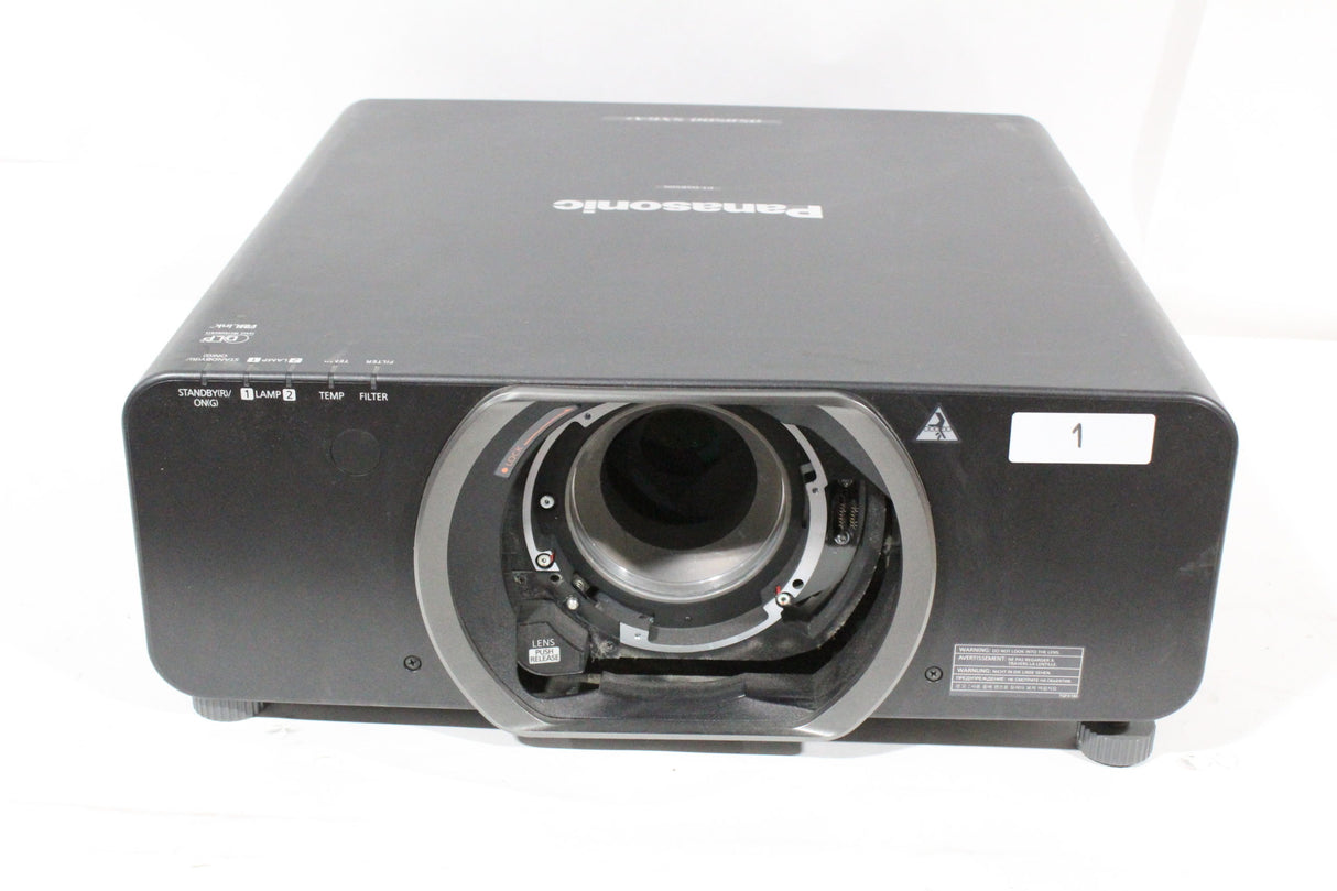 Panasonic PT-DS8500 3-Chip DLP Projector