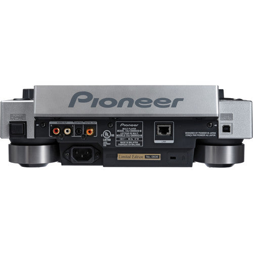 Pioneer CDJ-2000 Pro-Grade Digital DJ Deck