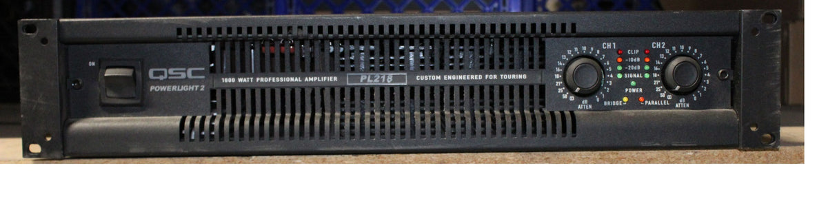 QSC PL218 Powerlight 2 Series Professional Power Amplifiers