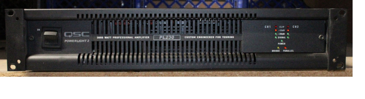 QSC PL230 Powerlight 2 Series Professional Power Amplifiers
