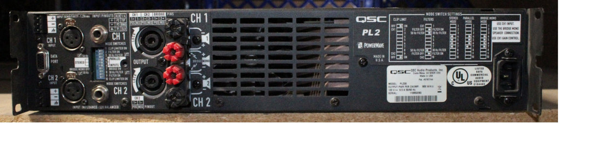 QSC PL230 Powerlight 2 Series Professional Power Amplifiers