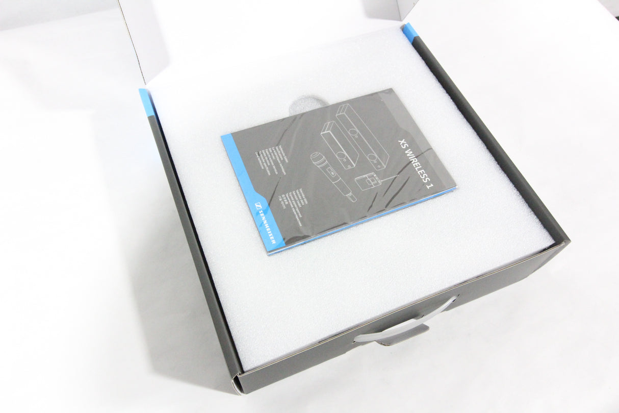 Sennheiser XSW 1-ME3-A UHF Headmic Set (A: 548 to 572 MHz) (1542-60)