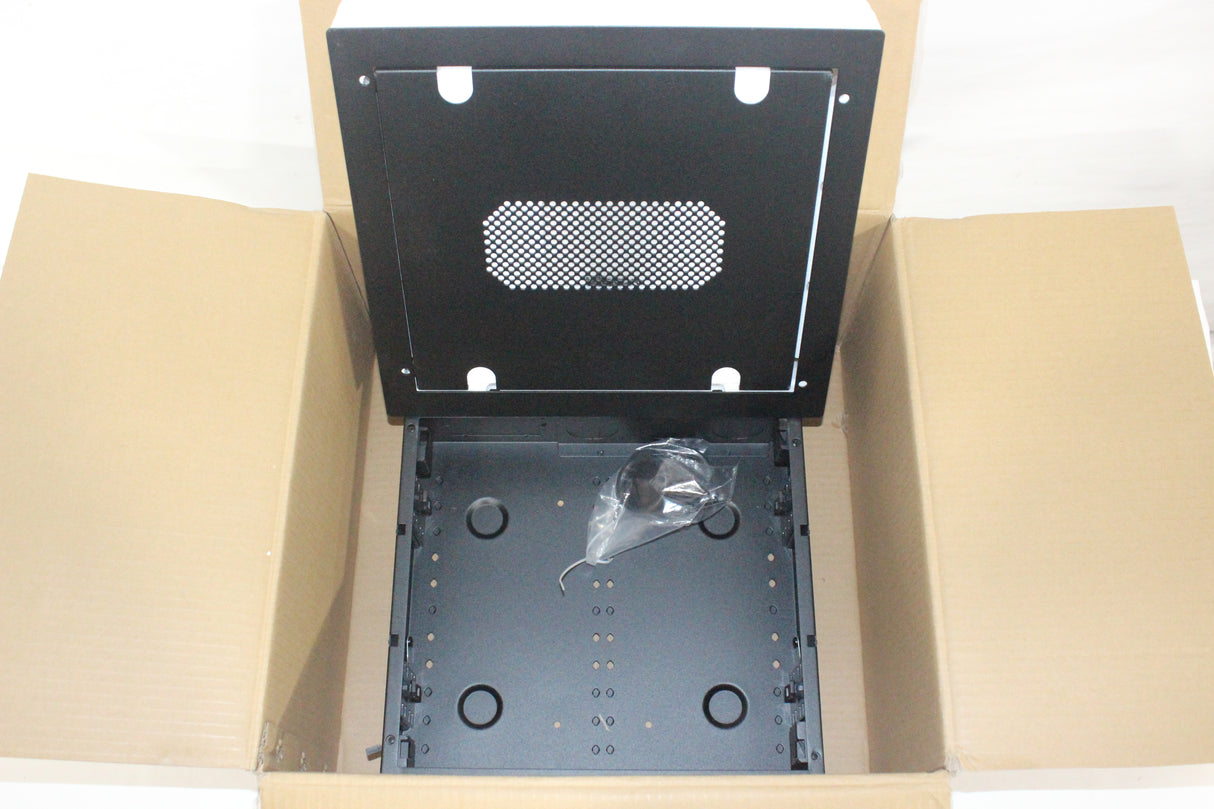Strong SM-RBX-PRO-14-BLK VersaBox Pro Recessed Dual Layer Flat Panel Solution