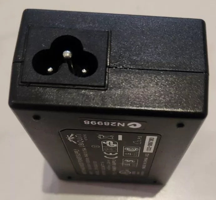 Ubiquiti Networks GP-B240-100 Gigabit PoE Switching 24V Output 1 Amp Power Supply