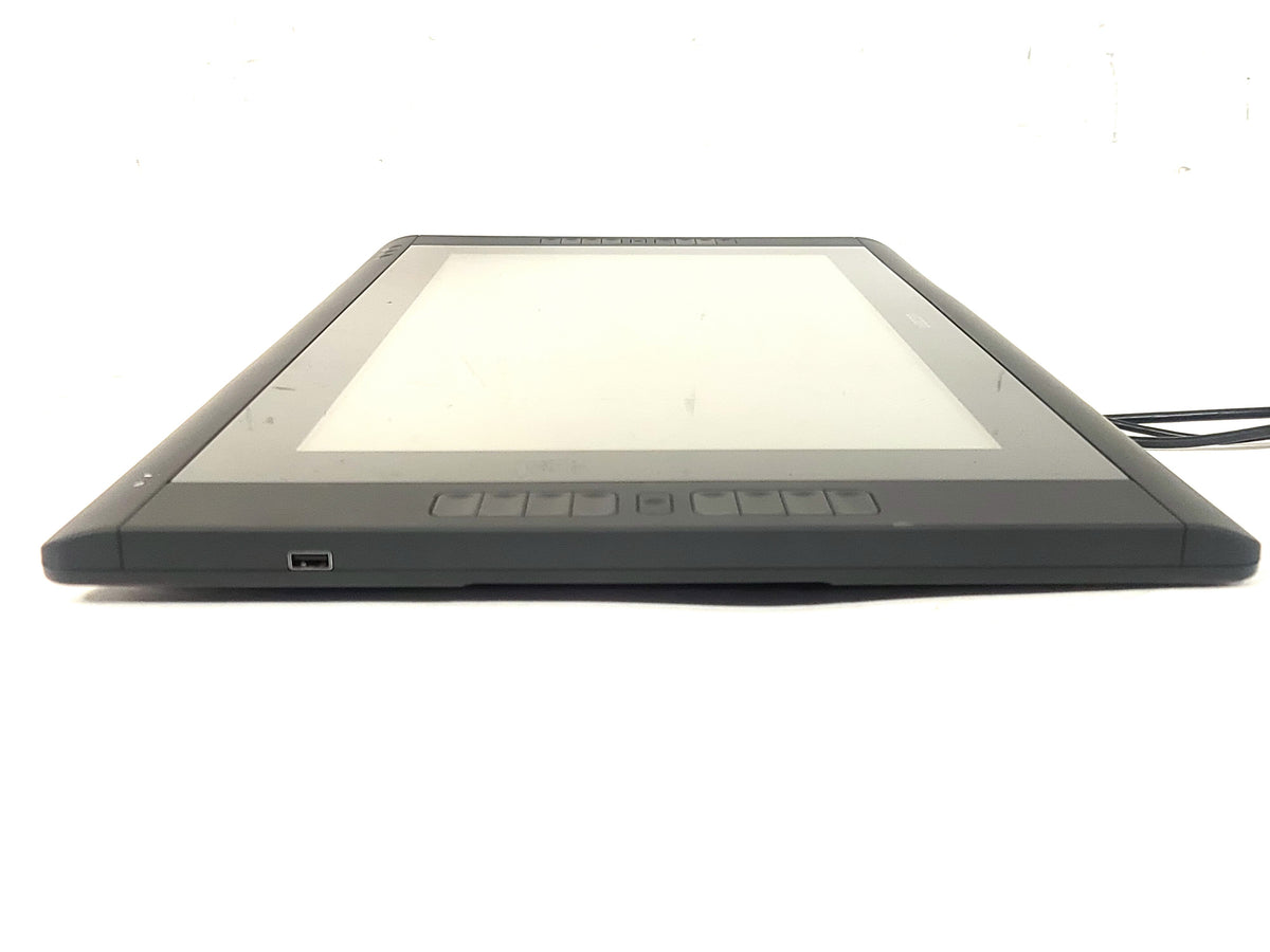 Wacom DTH-2200 Cintiq LCD Graphics Tablet w/ Stand, Stylus, Stylus Stand, (6) Hard Nibs, & (4) Felt Nibs in Pelican 1630 Hard Case