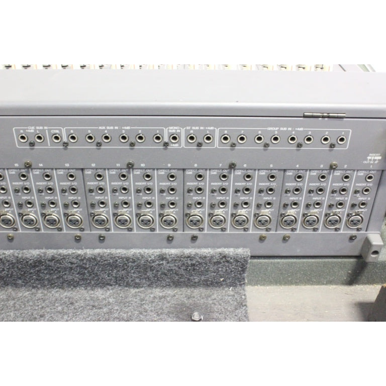 Yamaha M2000-32 Mixer 32 Channel Analog Mixing Console