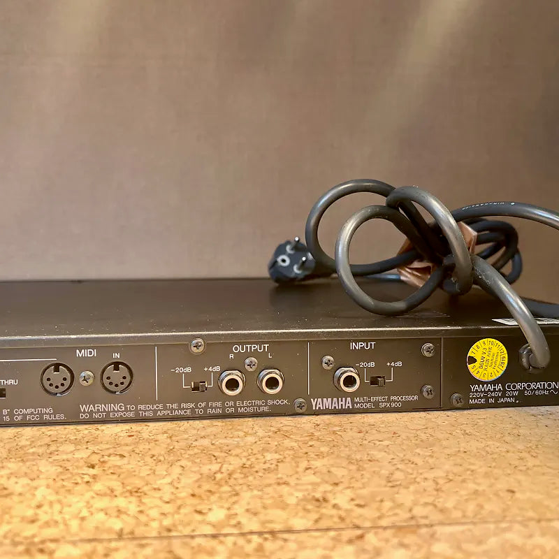 Yamaha SPX-900 Professional Multi-Effect Processor
