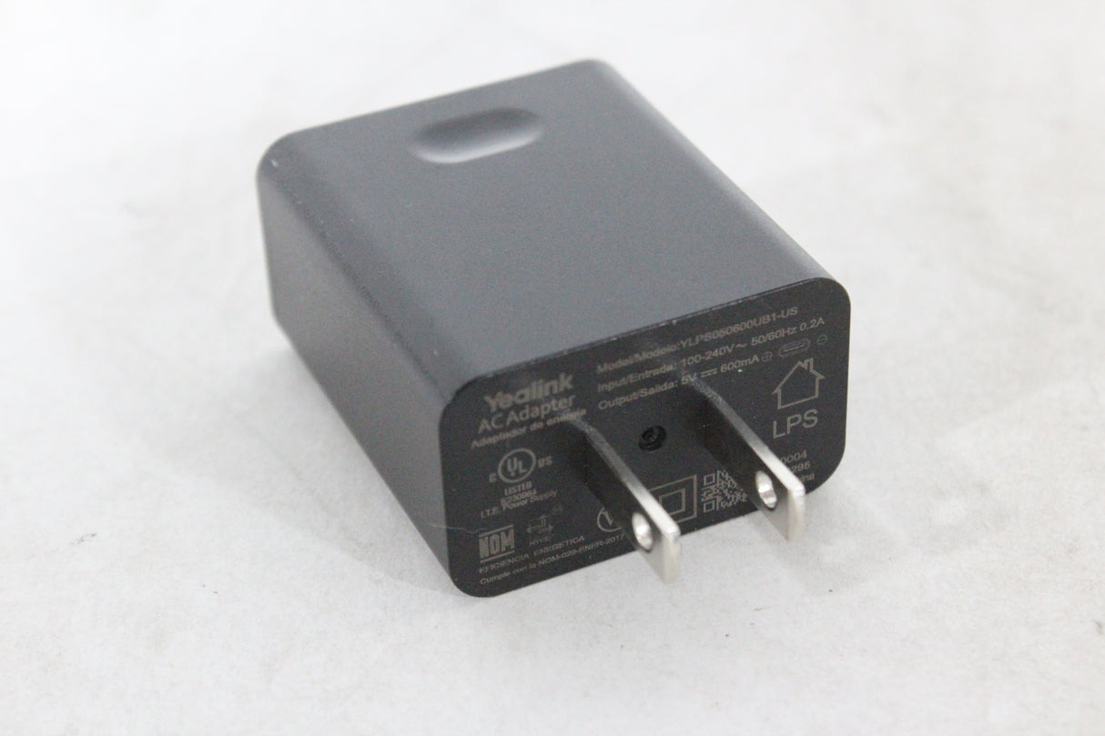 Yealink HD Video Conference System Kit w/ (1) UVC50 USB PTZ Camera, (1) CPW90 CP Wireless Expansion Mic, (2) VCM34 Monophone Arrays, (2) MSpeaker II Video Conferencing Soundbar