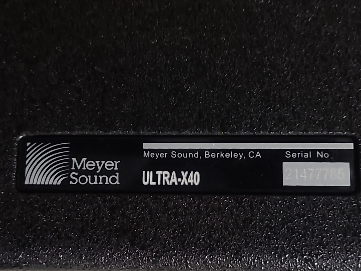 Meyer Sound ULTRA-X40 Wide Coverage Loudspeaker w/ MUB X-40 U-Bracket