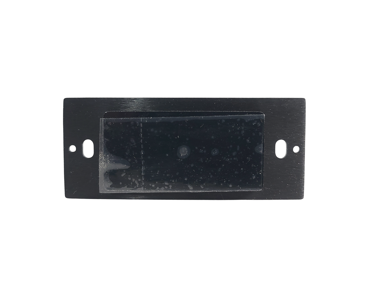 Crestron C2N-IRGW-1G Wall Mount IR Gateway in Original Box