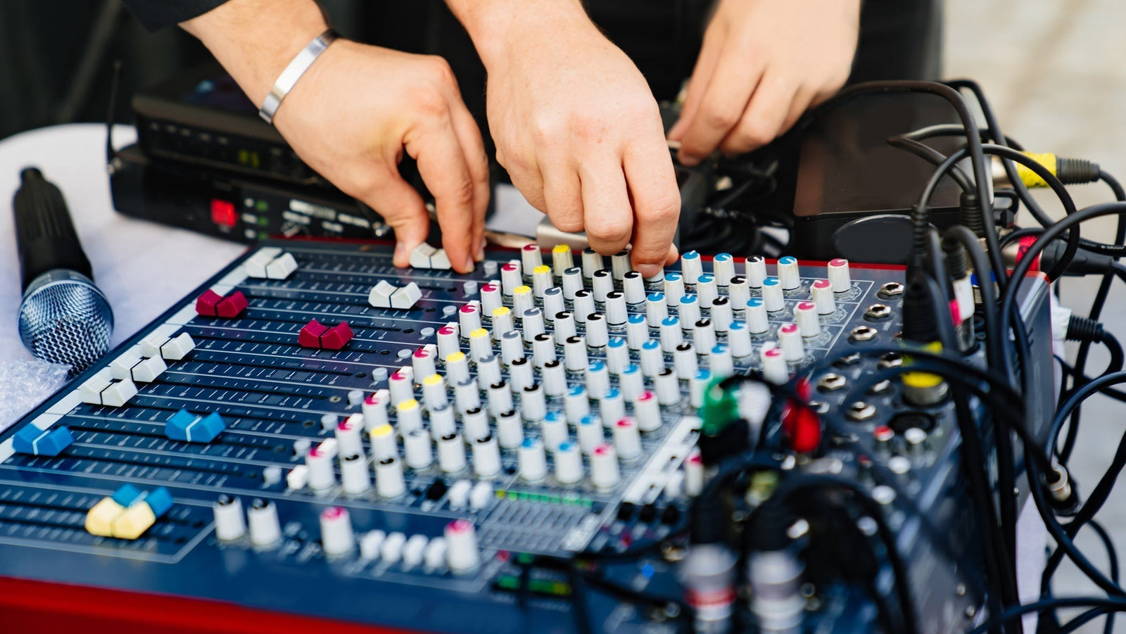 What Is Audio Routing? A Guide to Equipment and Signal Flow