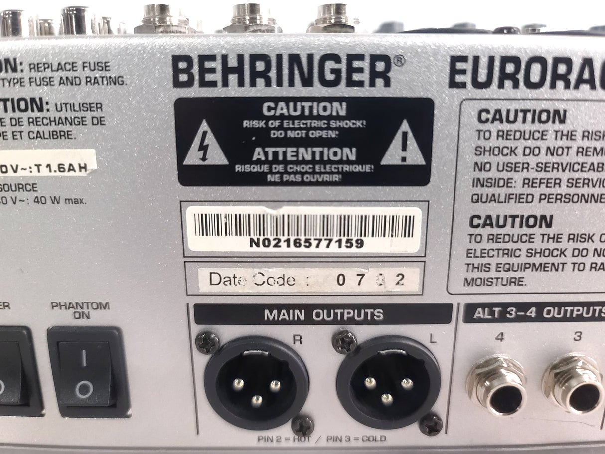 Behringer UB1204-PRO Ultra-Low Noise Design 12-Input 2/2-Bus Mixer w/Mic Preamplifiers in DoskoSport Carrying Case