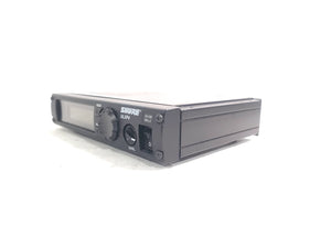 Shure ULXP4 Professional Diversity Receiver Kit (J1: 554-590MHz) w/ ULX BodyPack System and SM58 Microphone in Hard Case
