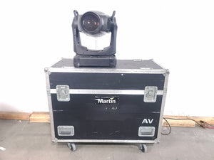 Martin MAC Viper Profile (1644 Total Lamp Hours), (2) Mounting Clamps, (2) Safety Cables, & (6) Cables in Wheeled Road Case