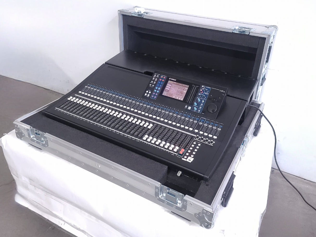 Yamaha LS9 32-Ch Digital Mixing Console w/ SyncGen Word Clock Sample Rate Generator in Wheeled Road Case