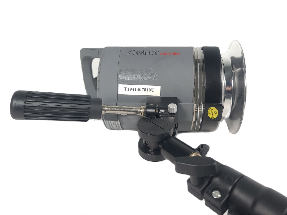 Interfit INT194 Stellar X Solarlite w/ Tripod, Reflector, & (2) Retractable Cross Bases in Soft Carry Case (NO BULB)