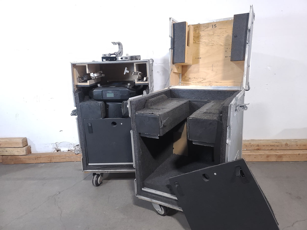 (2) Vari-Lite VLX Wash Moving Head Lights w/ (4) Mounting Brackets & (4) Mounting Clamp in Wheeled Road Case