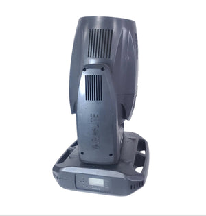 (2) Vari-Lite VLX Wash Moving Head Lights w/ (4) Mounting Brackets in Wheeled Road Case