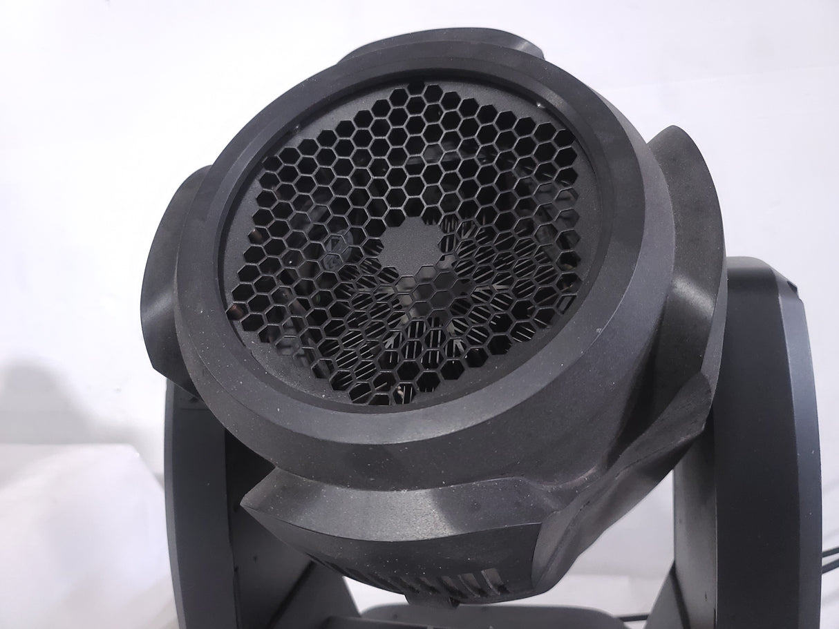 (2) Vari-Lite VLX Wash Moving Head Lights w/ (4) Mounting Brackets & (4) Mounting Clamp in Wheeled Road Case