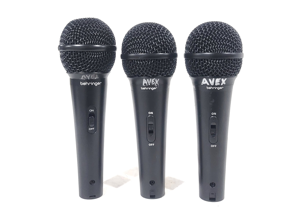 (3) Behringer XM1800S Wired Microphones (BAD RATTLING) w/ (3) Microphone Clips in Hard Carry Case