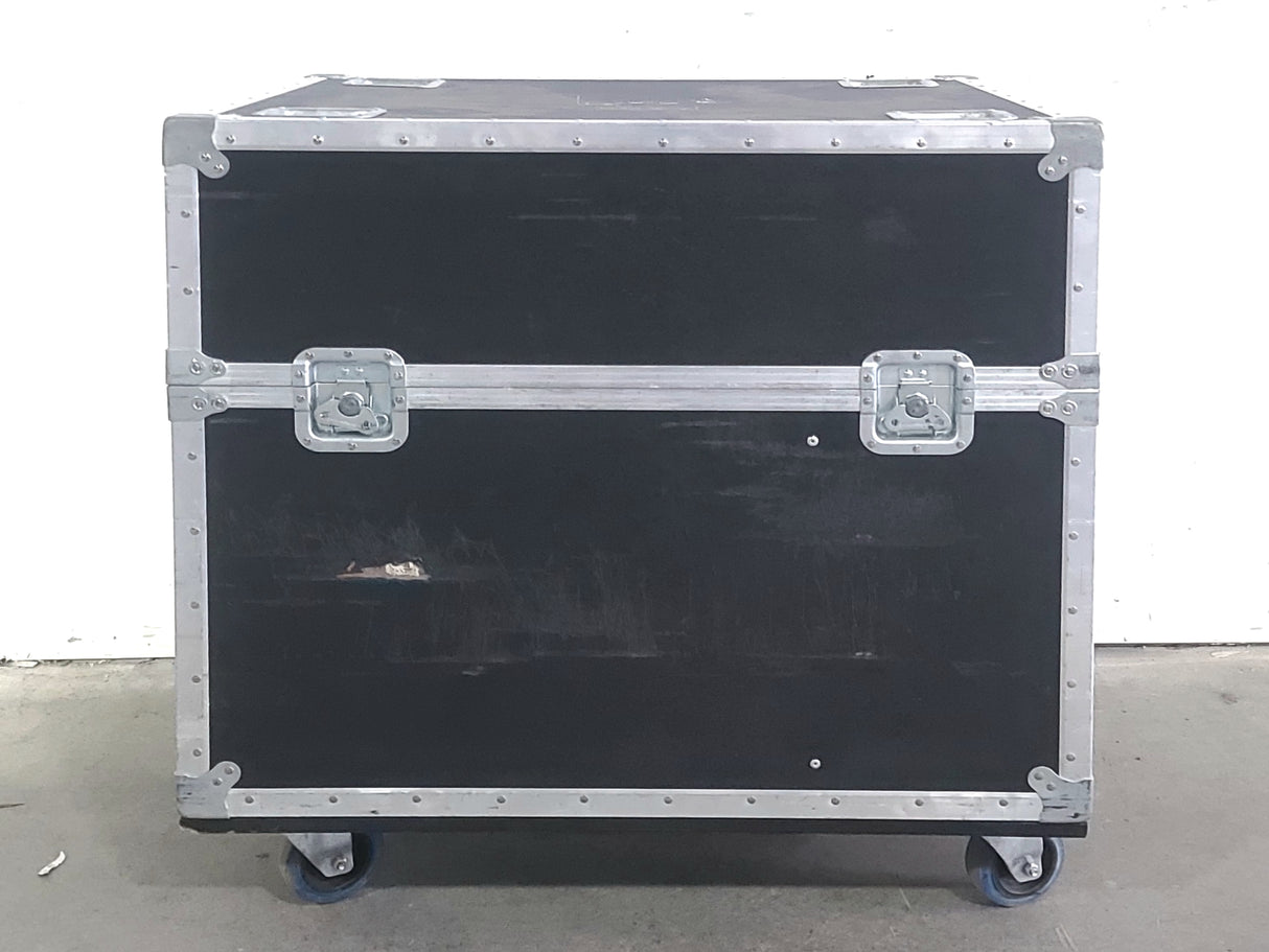 Armando Cases (2) [16x27x16] Custom Speaker Wheeled Road Case