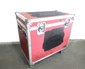 (2) JBL VRX932LA 12" Two-Way Line-Array System in LM Engineering Wheeled Road Case