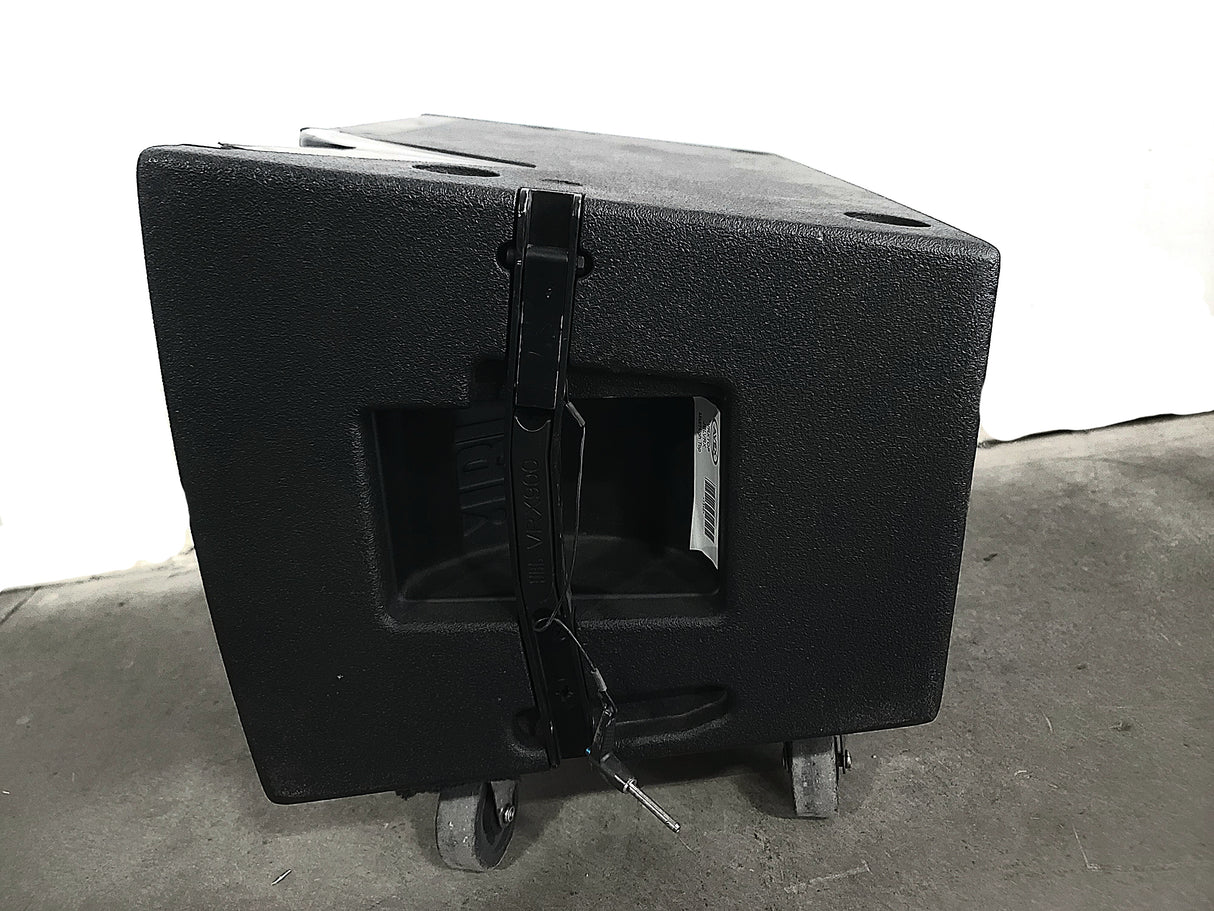 (2) JBL VRX932LA 12" Two-Way Line-Array System in LM Engineering Wheeled Road Case