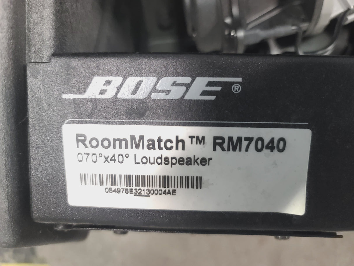 Bose Professional RoomMatch RM7040 Array Speaker