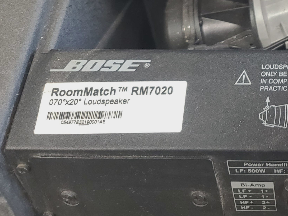 Bose Professional RoomMatch RM7020 Array Speaker (DENTED)