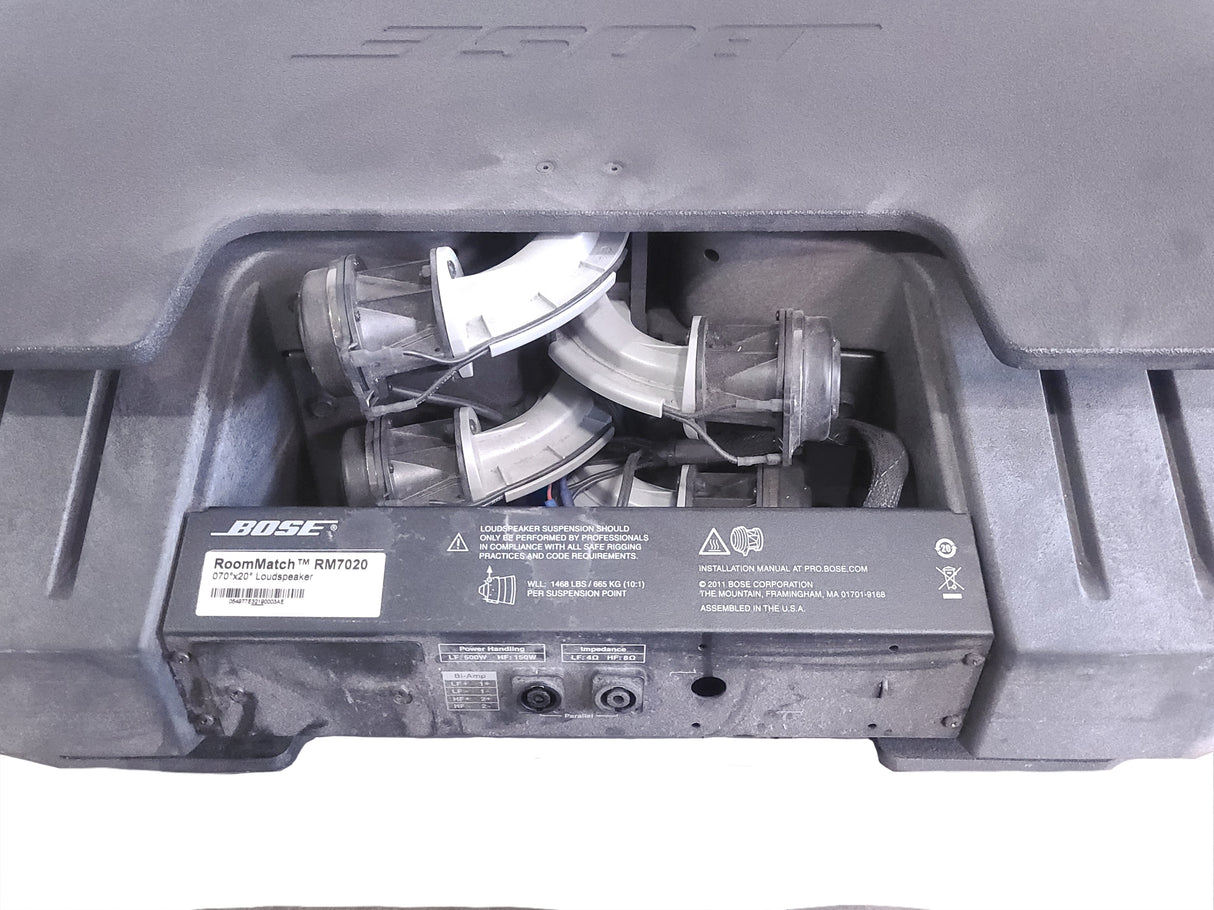 Bose Professional RoomMatch RM7020 Array Speaker