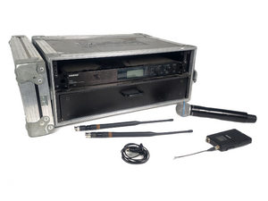 Shure UR4S Wireless Receiver Kit (H4: 518-578 MHz) w/ Beta 58A Microphone, Shure UR1 Bodypack w/ Microphone & (2) Antennas in Hard Carry Case