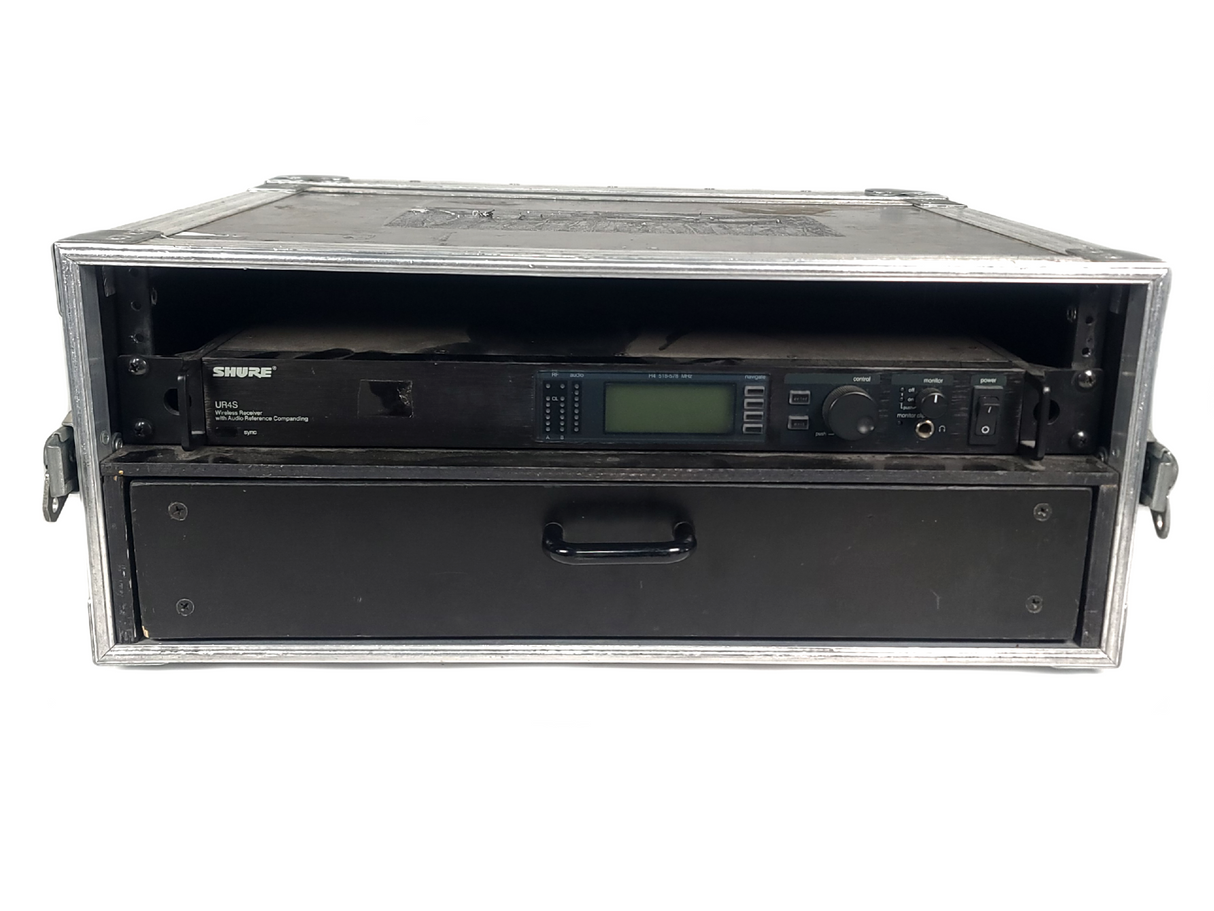 Shure UR4S Wireless Receiver Kit (H4: 518-578 MHz) w/ Beta 58A Microphone, Shure UR1 Bodypack w/ Microphone & (2) Antennas in Hard Carry Case