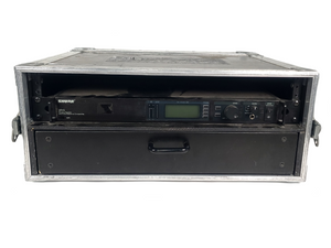 Shure UR4S Wireless Receiver Kit (H4: 518-578 MHz) w/ Beta 58A Microphone, Shure UR1 Bodypack w/ Microphone & (2) Antennas in Hard Carry Case