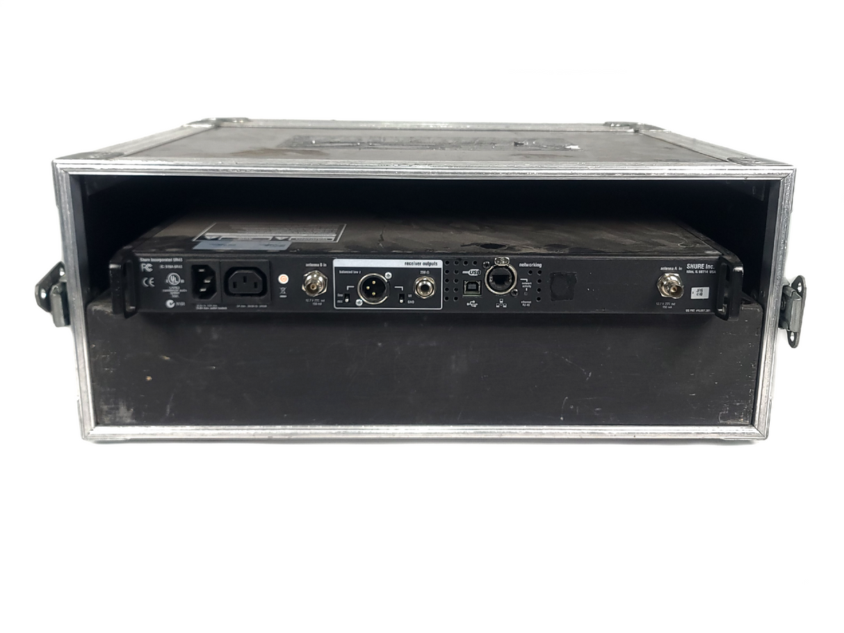 Shure UR4S Wireless Receiver Kit (H4: 518-578 MHz) w/ Beta 58A Microphone, Shure UR1 Bodypack w/ Microphone & (2) Antennas in Hard Carry Case