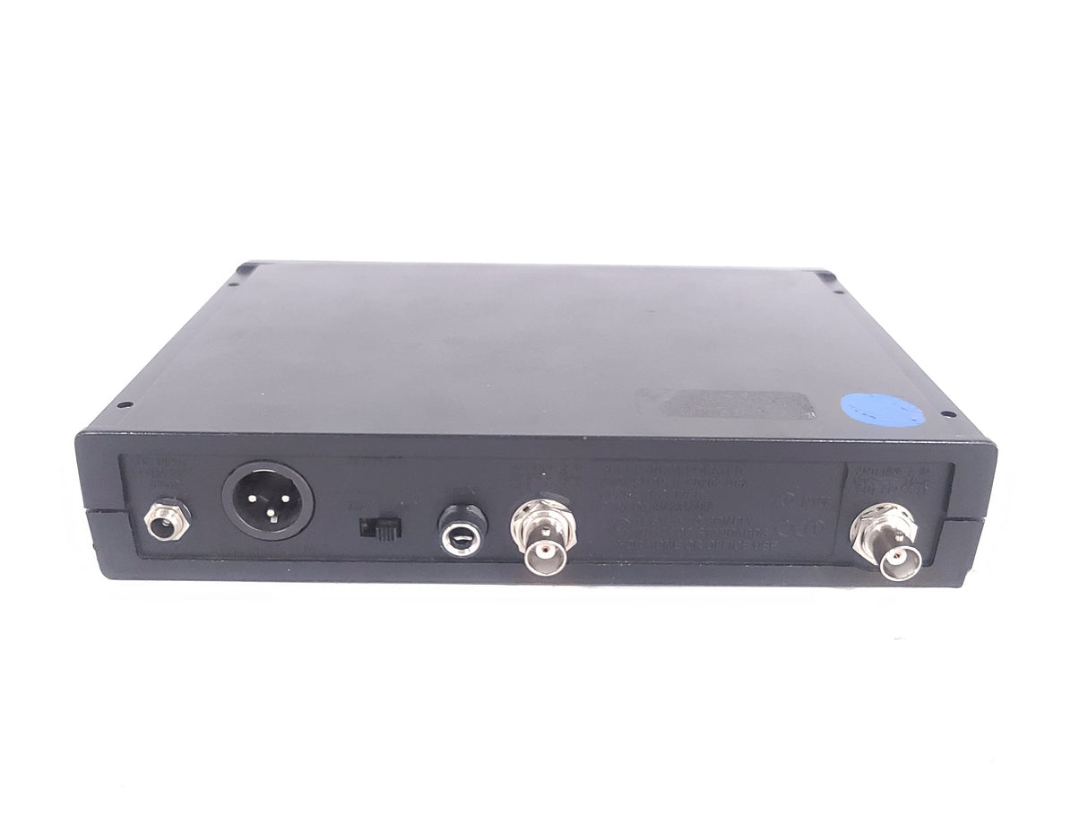 Shure ULXS4 Wireless Receiver Kit (J1: 554-590MHz) w/ ULX2 Handheld Transmitter w/ SM58 Mic Capsule, ULX1 Belt Pack, (2) Antennas, & PSU in Hard Carry Case