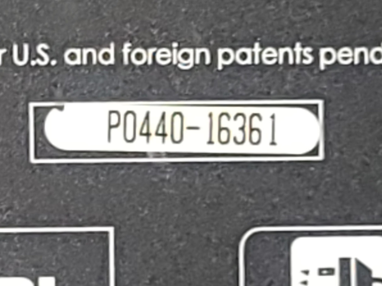 JBL VT4888 VerTec Series 3-Way Passive Line Array Speaker w/ Wheeled Dolly and Soft Cover