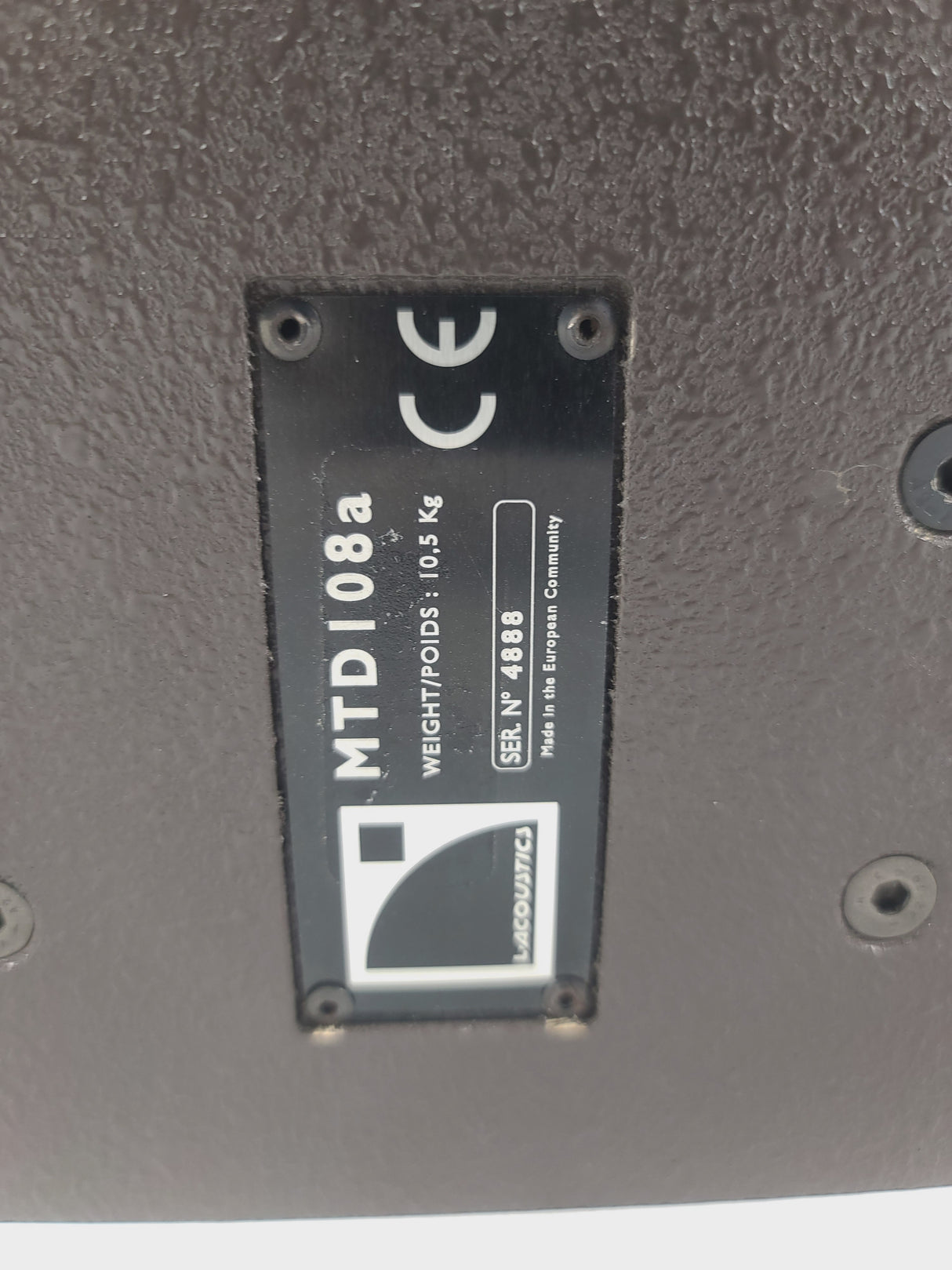 L-Acoustics MTD108a Passive 2-way Coaxial Loudspeaker w/ ETR8 Adjustable U Bracket