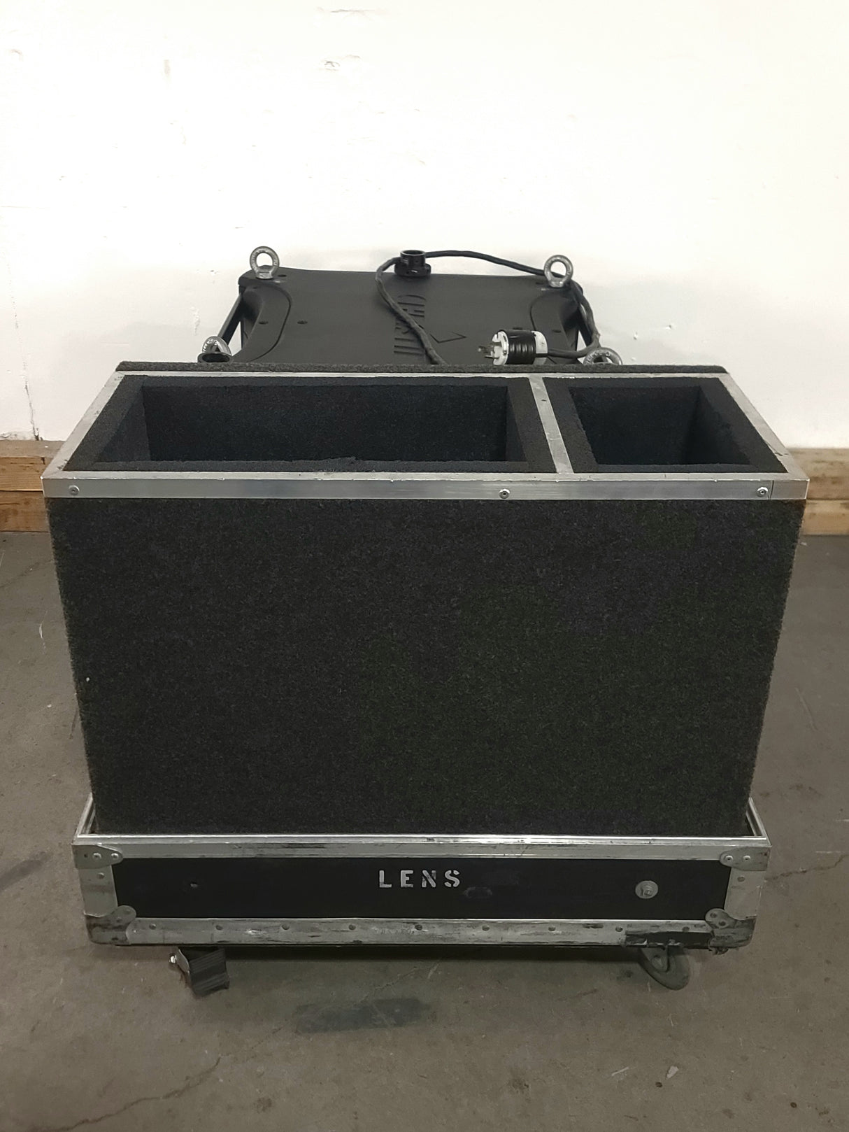 Christie Roadster HD18K 1080 HD 18000 Lumens 3-Chip DLP Digital Projector (Lamp Hours 600) in Wheeled Road Case (NO LENS)