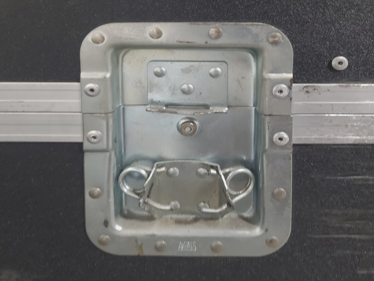 Barco FLM HD18 18,000 Lumens HD 3-Chip DLP Large Venue Projector (Lamp Hours 137) w/ (4) Mounting Brackets, Remote & PSU Cable in Wheeled Road Case (NO LENS)