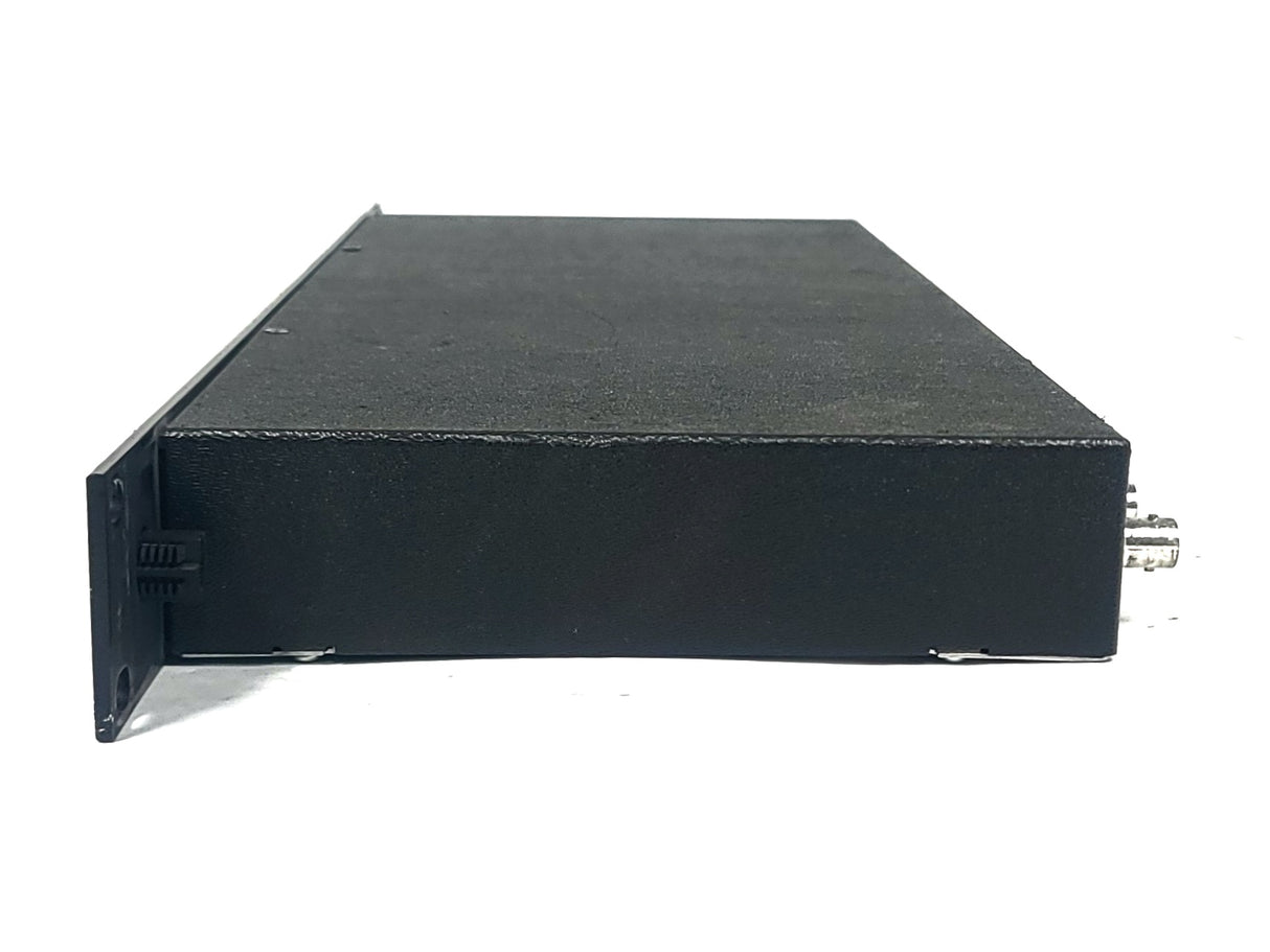 Shure UA844 UHF Antenna/Power Distribution System