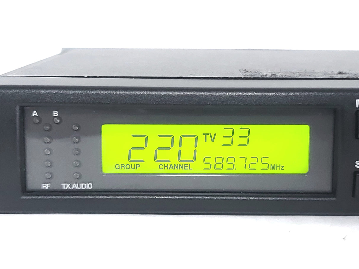 Shure ULXP4 Wireless Receiver Kit (J1: 554-590MHz) w/ Accessories in Pelican 1490 Case